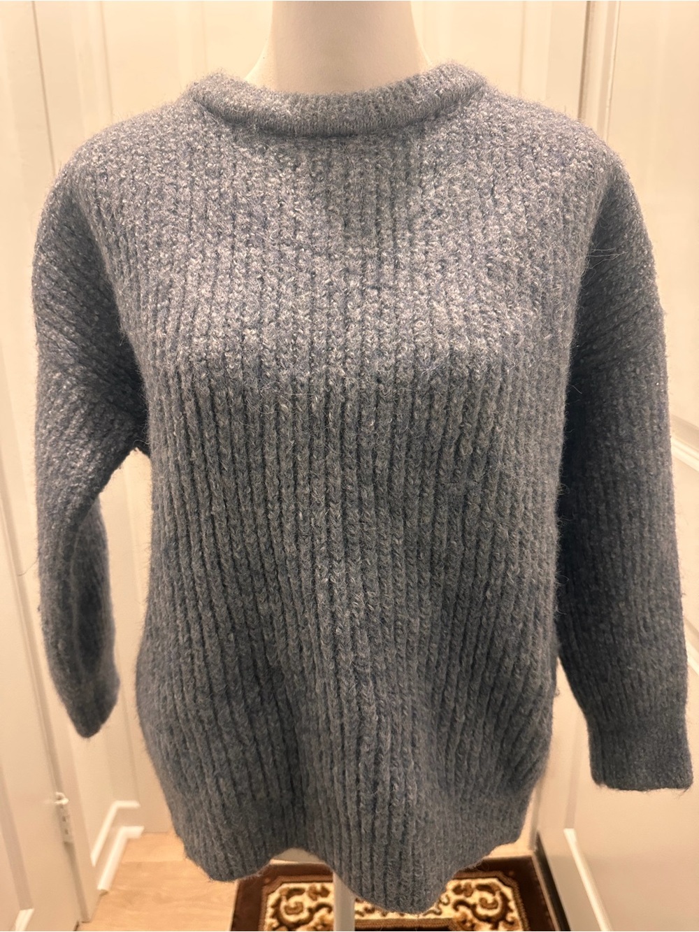 Overland Sheepskin Co 100% Alpaca Sweater XL Blue Gray Ribbed Made in Peru